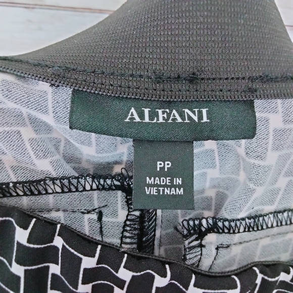 Alfani Culotte Pants PP Capri Comfort Waist 794 - Picture 4 of 6